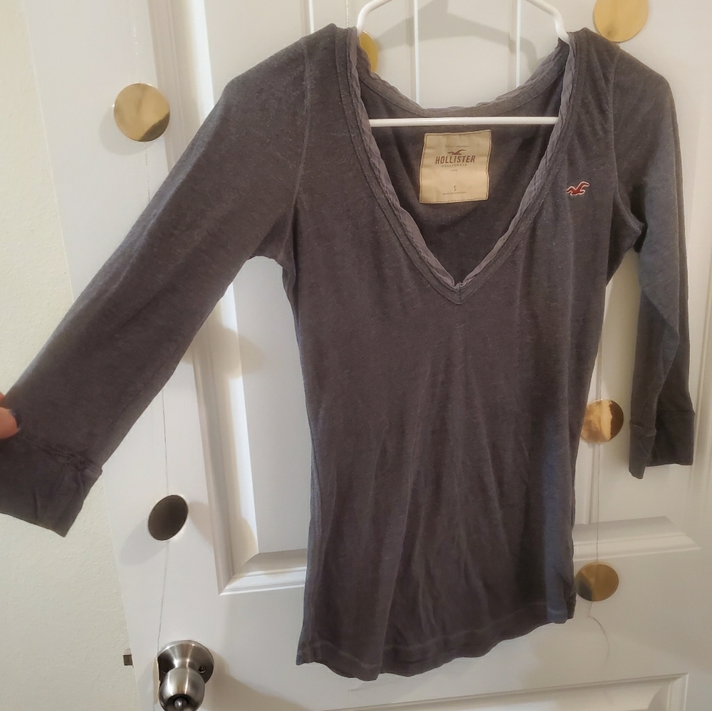 Hollister half sleeve shirt.